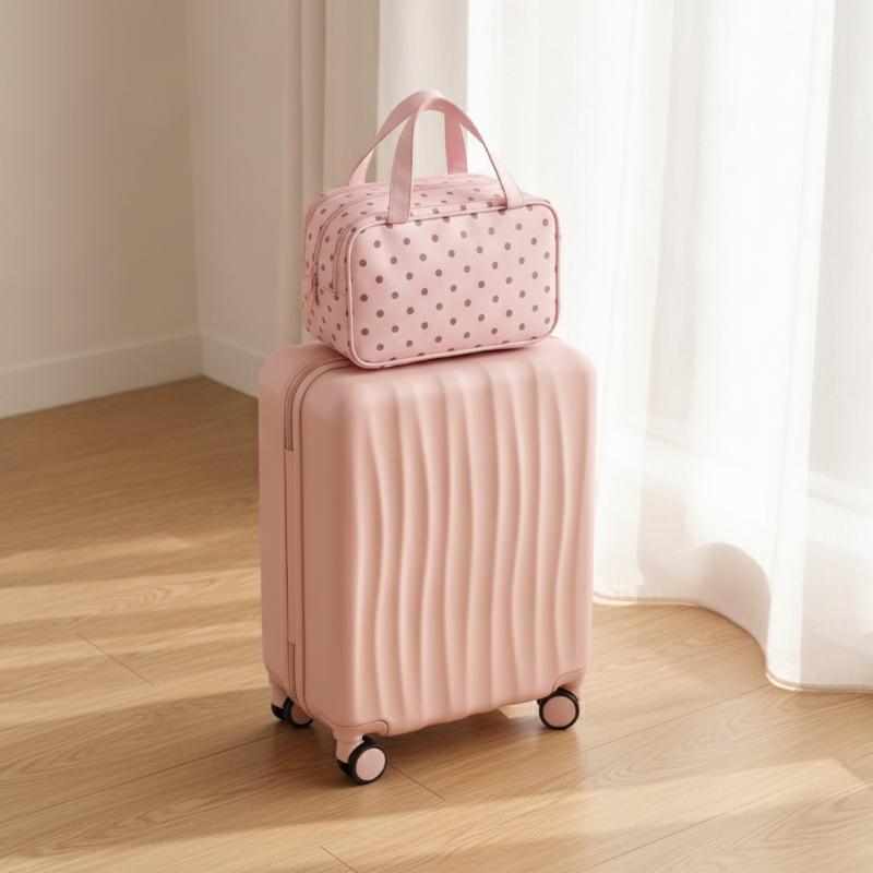 Polka Dot Cosmetic Bag Waterpr - огляд і ціна Cosmetic Bags